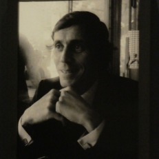 P1900342