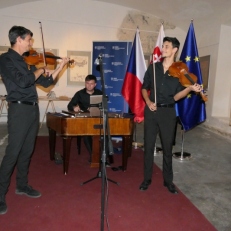 P1090030