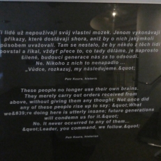 P1930211