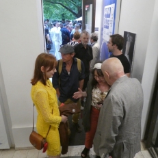 P1930473