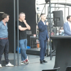 P1930826