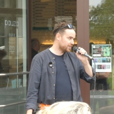 P2110181