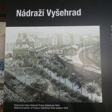 P1880833